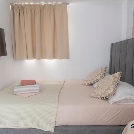 Explore Greece From Cozy City Centre Apartment Chalkida Exterior photo